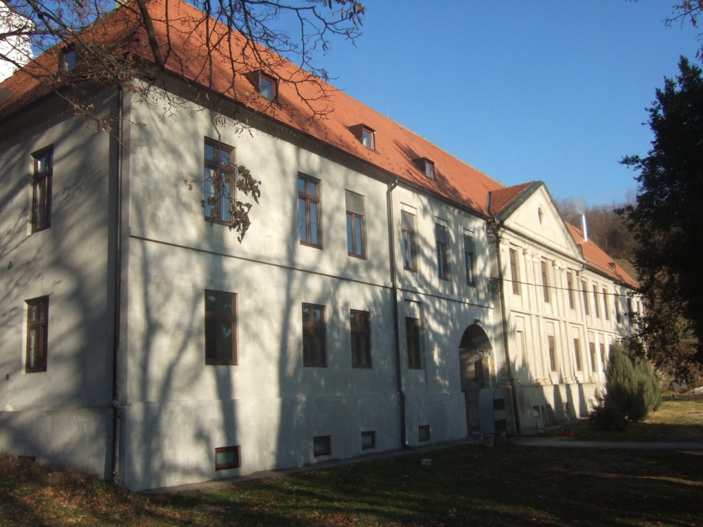 Фотографија из галерије Манастира Кувеждин, 2011 (47)